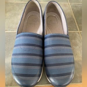 Dansko Blue Striped Woman’s Shoes